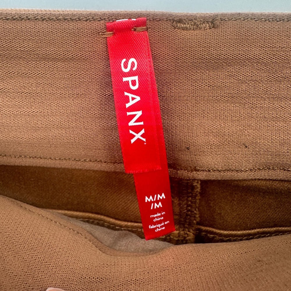 Spanx Women's Stretch Twill Ankle Cargo Pants in Honey Glow - Picture 6 of 6
